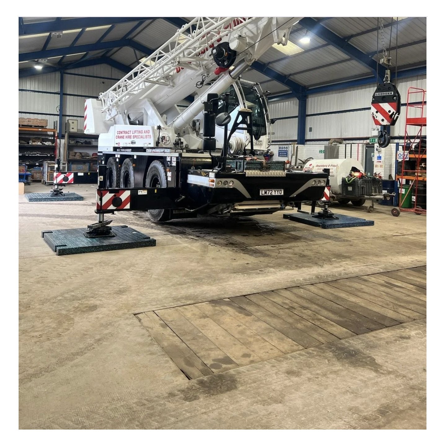 1500x1500x100mm Heavy Lift Crane Pad | 126T UK Supplier